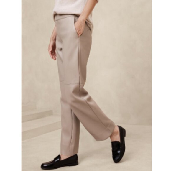 NWT Banana Republic Straight Leg Vegan Leather Trouser Pants Black Size 6 RT$100 - Picture 3 of 12